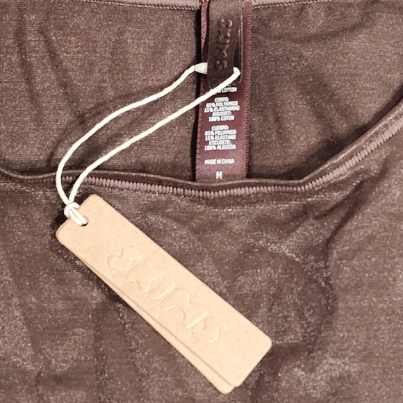 SKIMS MESH MOCK NECK BODYSUIT/ NWT/ M/ COCOA - Picture 8 of 13